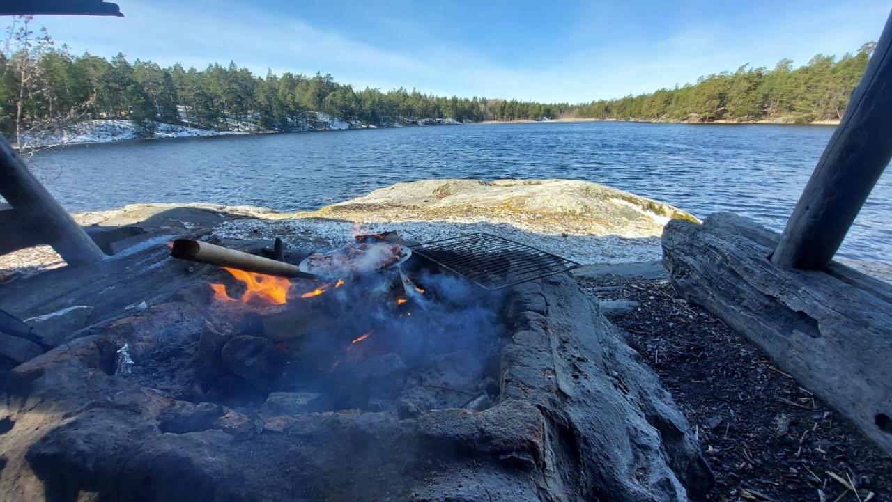 Beautiful Home Away From Home Near Stockholm City Saltsjöbaden Zewnętrze zdjęcie
