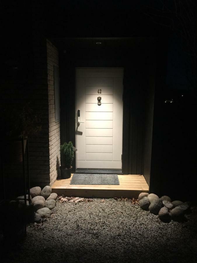 Beautiful Home Away From Home Near Stockholm City Saltsjöbaden Zewnętrze zdjęcie